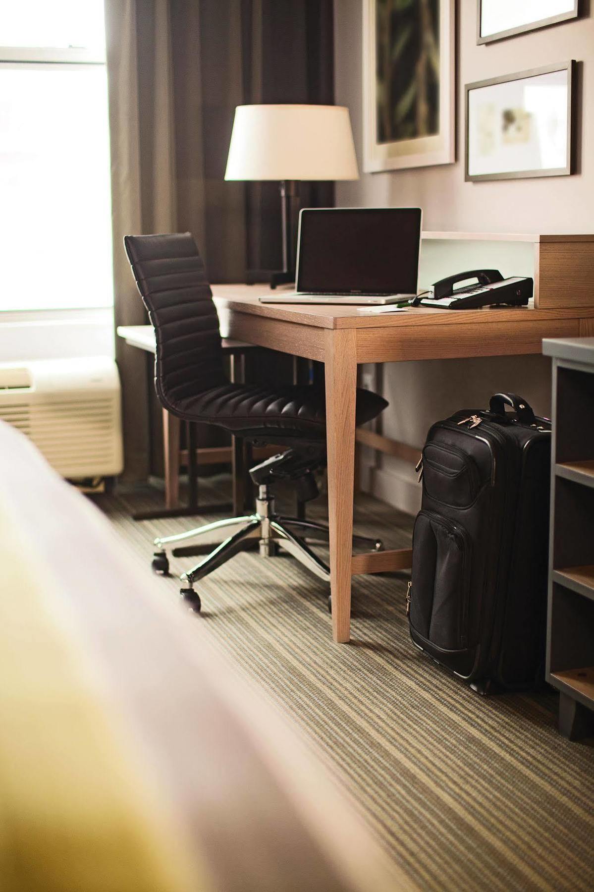 Country Inn & Suites By Radisson, Elk River, Mn Buitenkant foto