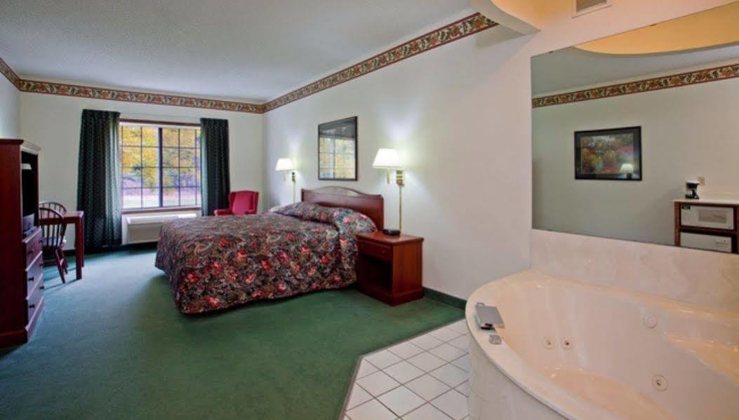 Country Inn & Suites By Radisson, Elk River, Mn Buitenkant foto